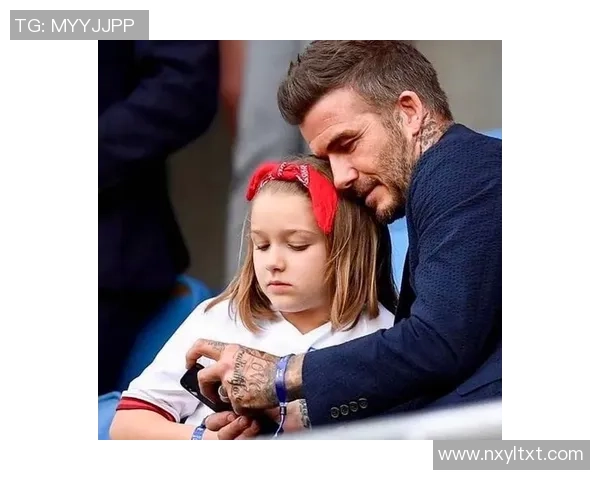 足球明星与母亲共庆辉煌时刻感人瞬间尽显亲情与荣耀 足球明星与母亲共庆辉煌时刻感人瞬间尽显亲情与荣耀