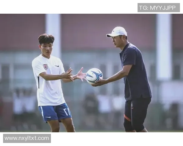 足球明星飞天大圣的传奇之路与绿茵场上的精彩瞬间 足球明星飞天大圣的传奇之路与绿茵场上的精彩瞬间